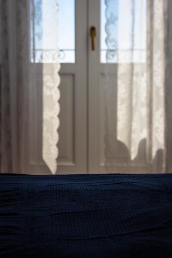B&B Le Finestre Sul Mare Taranto Exterior photo