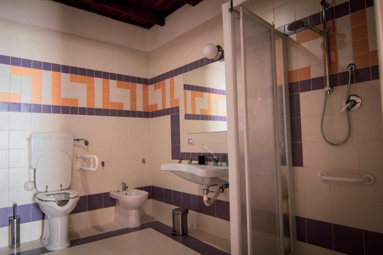 B&B Le Finestre Sul Mare Taranto Exterior photo